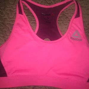 Women’s sports bra